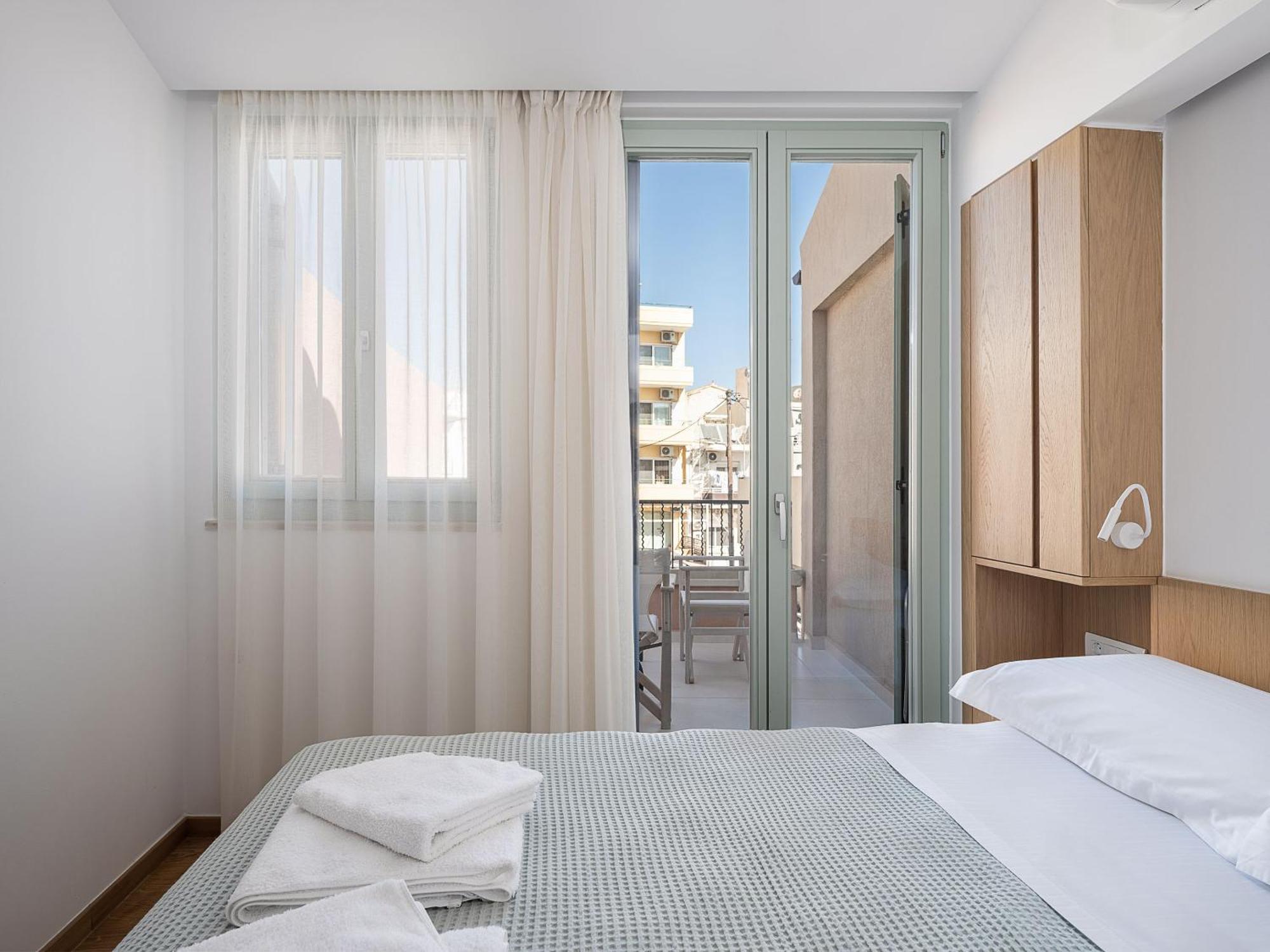 Mythodea Luxury Suites La Canea Habitación foto